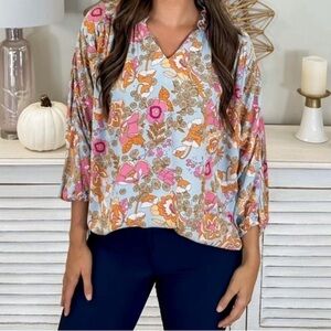 🆕🩷Beautiful Boho Floral Print Blouse